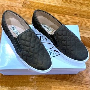 Olive green quilted slip-on fashion sneaker